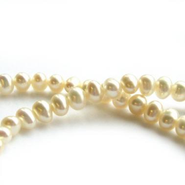 3.5 - 4mm Cultured Pearl White